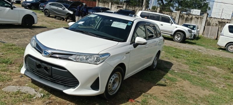 TOYOTA Fielder