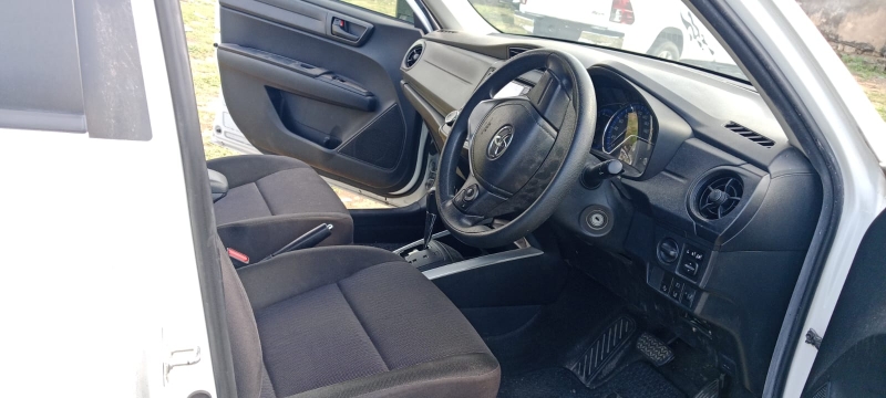 TOYOTA Fielder