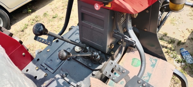 TRACTOR BULL POWER