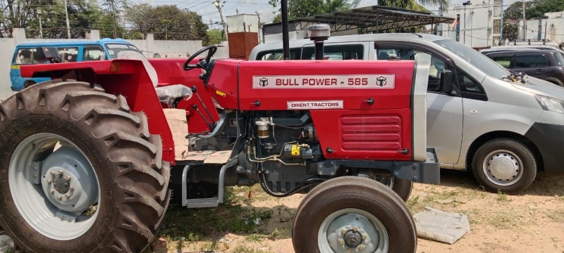 TRACTOR BULL POWER