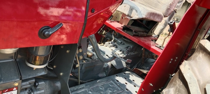 TRACTOR BULL POWER