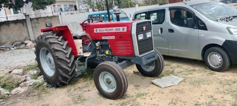 TRACTOR BULL POWER
