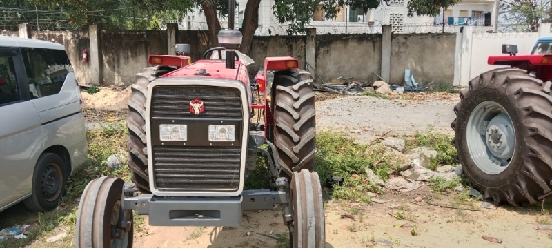 TRACTOR BULL POWER