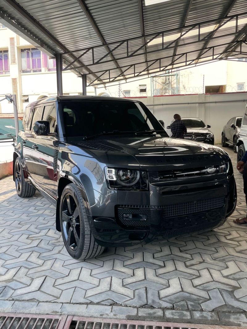 LAND Defender