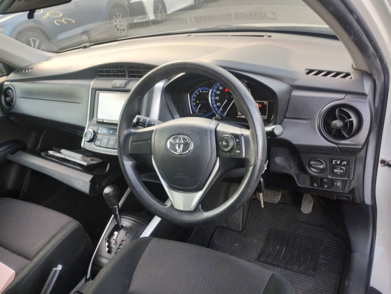 TOYOTA Fielder