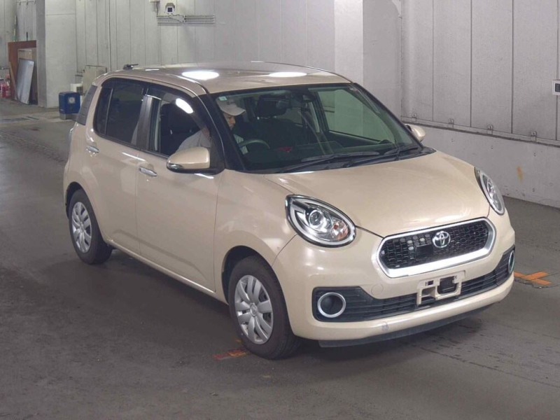 TOYOTA Passo