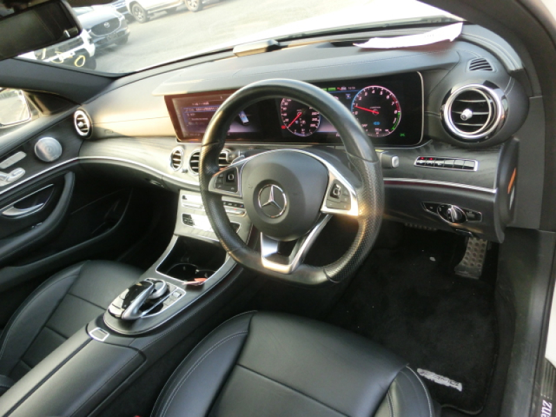 MERCEDES-BENZ E350