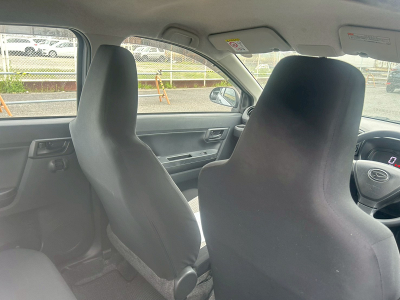 DAIHATSU MiraES