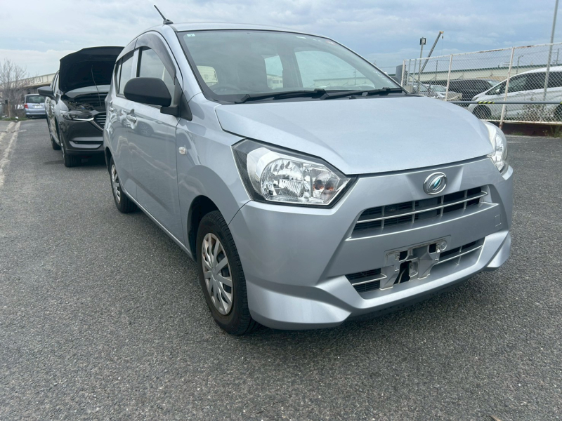 DAIHATSU MiraES