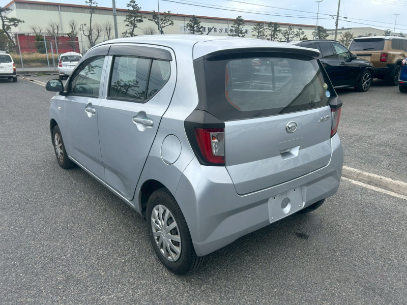 DAIHATSU MiraES